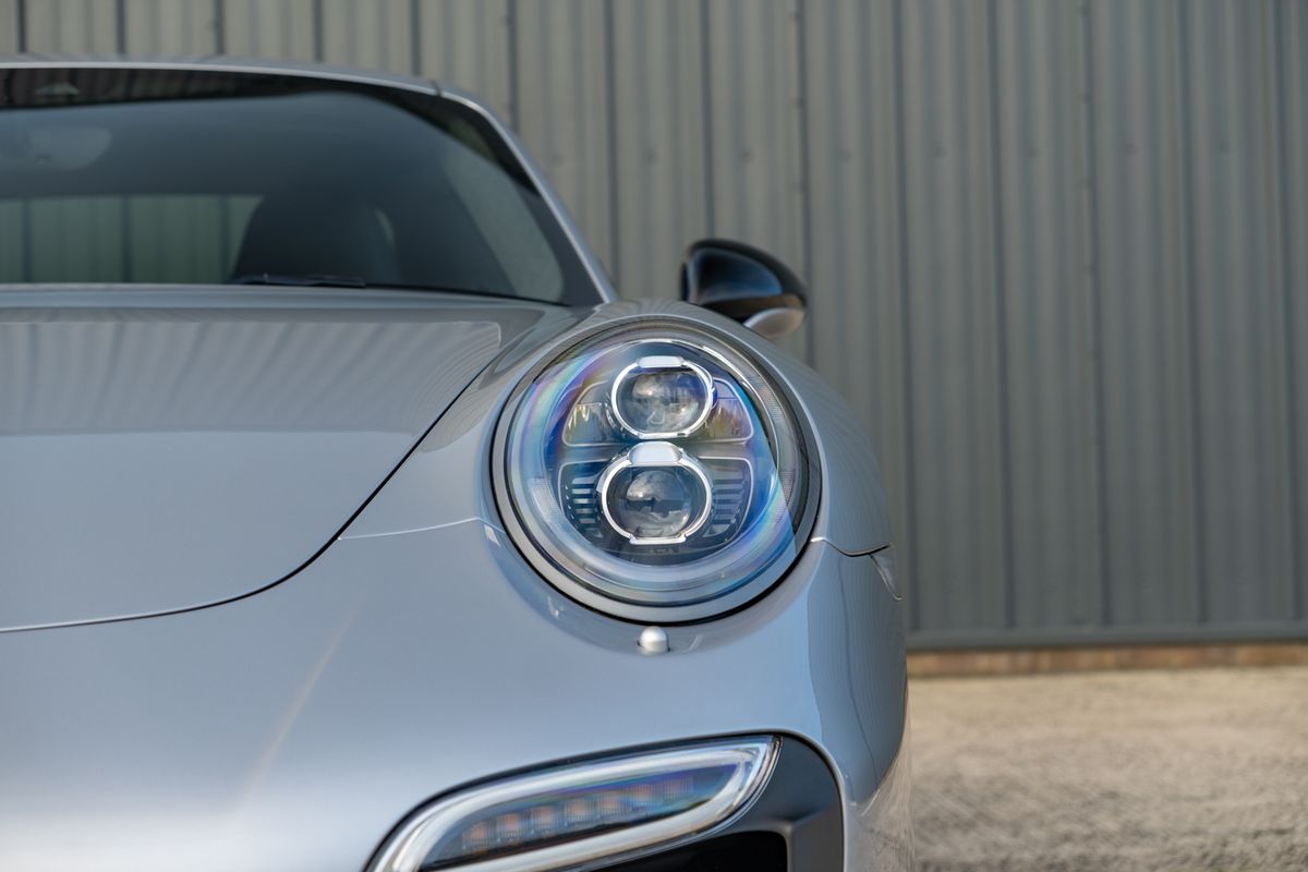 2015 Porsche 911 (991.1) Turbo S Exclusive GB Edition